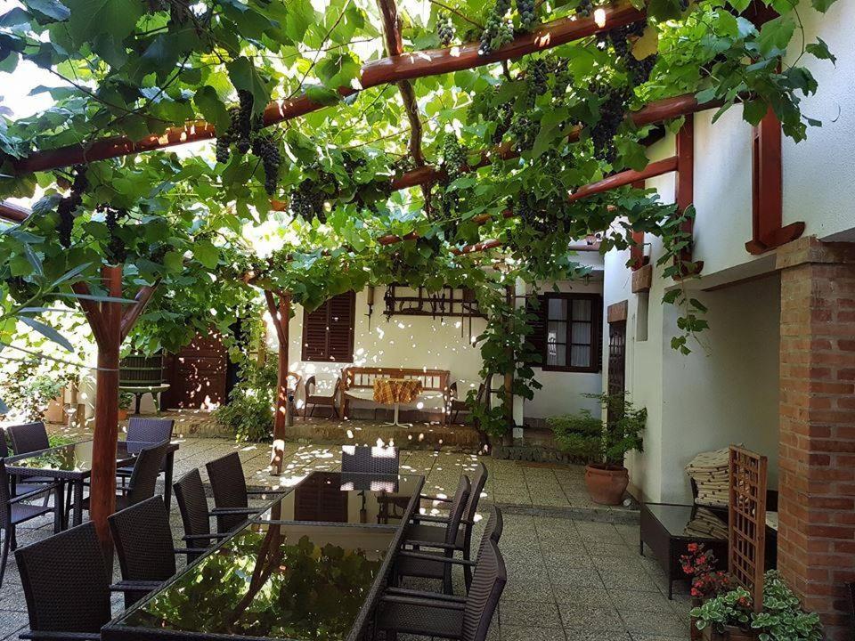 Polgar Panzio Bed and Breakfast Villány Eksteriør billede