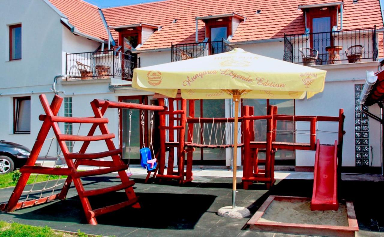 Polgar Panzio Bed and Breakfast Villány Eksteriør billede